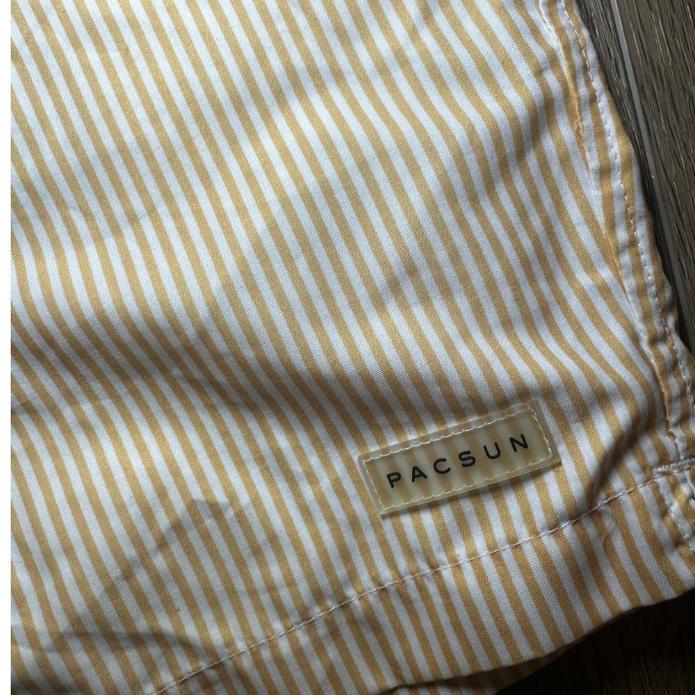 Shorts - Picture 6 of 12